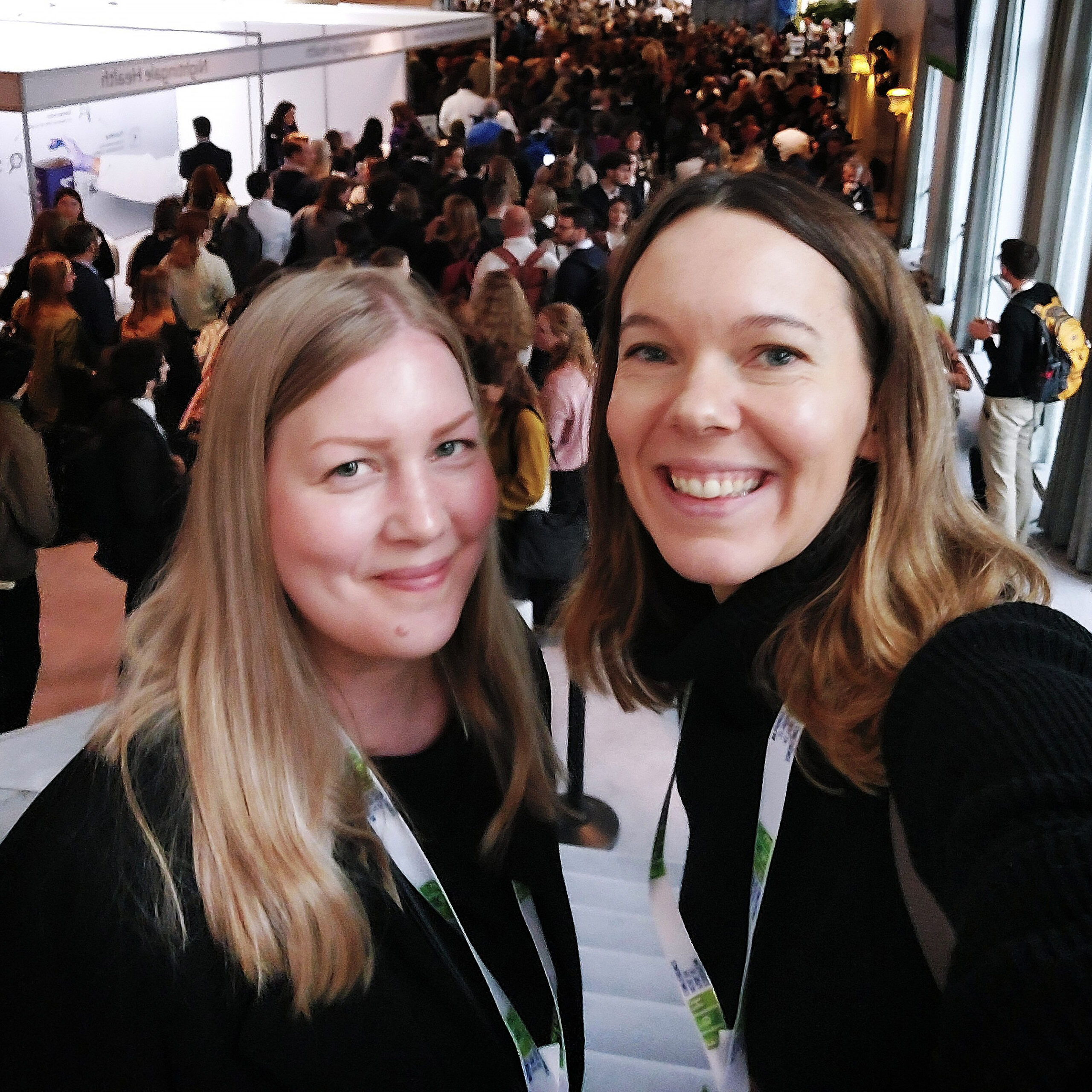 Tiina Ahonen ja Hanna Rekola.