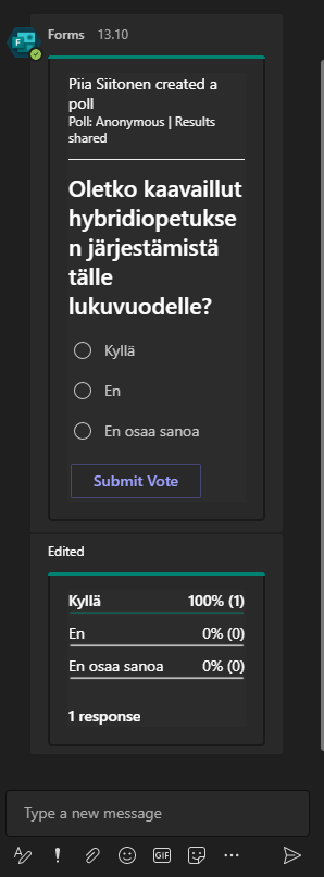 Kuva, jossa näytetään lähetetty Forms-kysymys sekä osallistujien vastaukset Teams-kokouksen chatissa